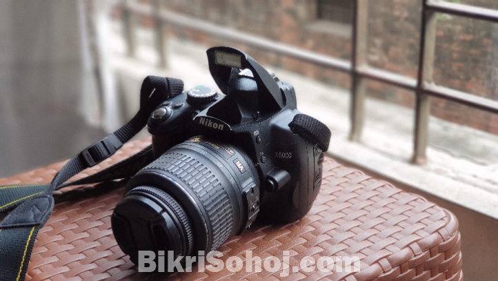 Nikon D5000
